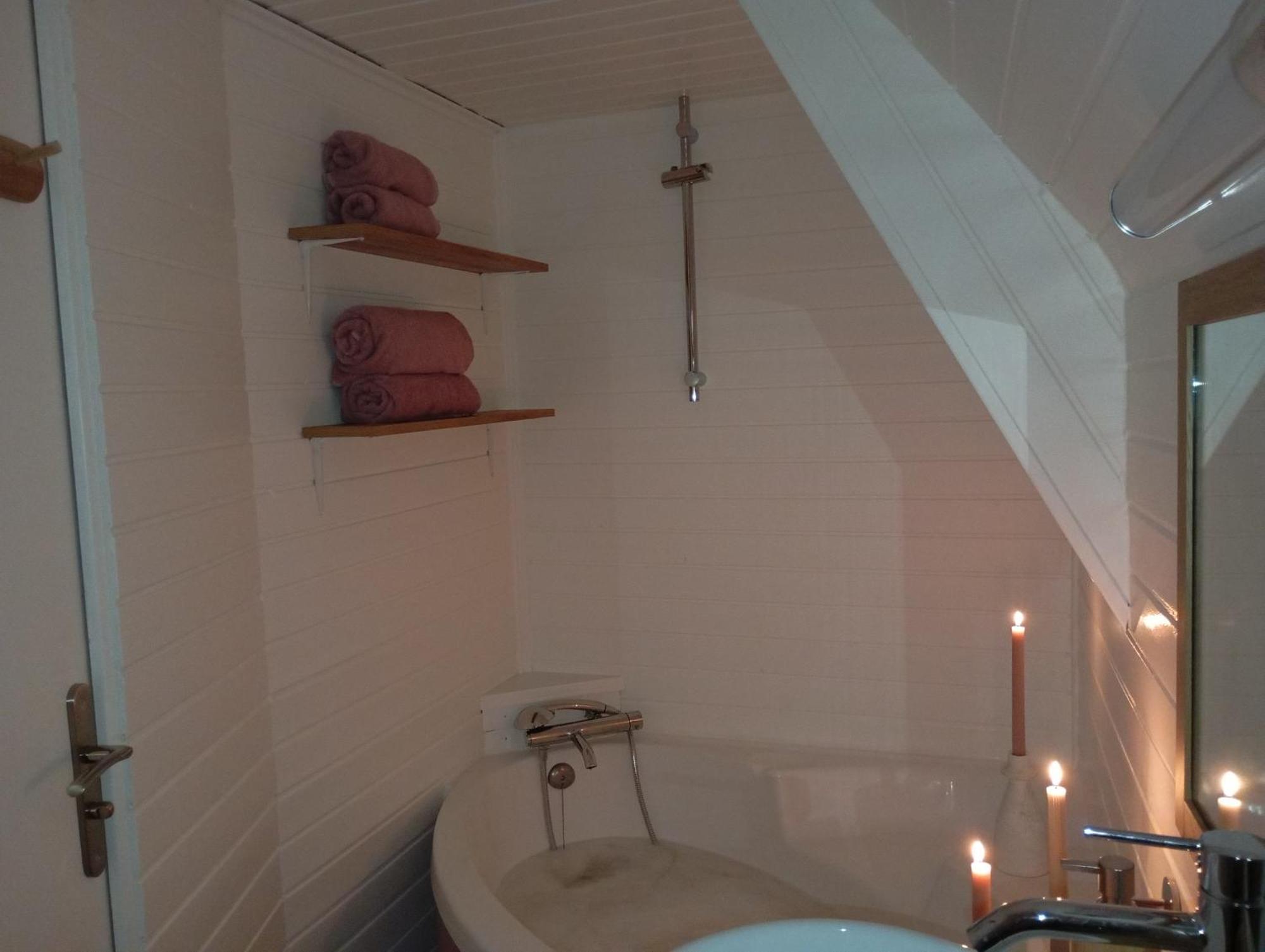 Escapade Romantique Sous Les Toits De Kereon - Centre Historique, Rue Pietonne Κεμπέρ Εξωτερικό φωτογραφία