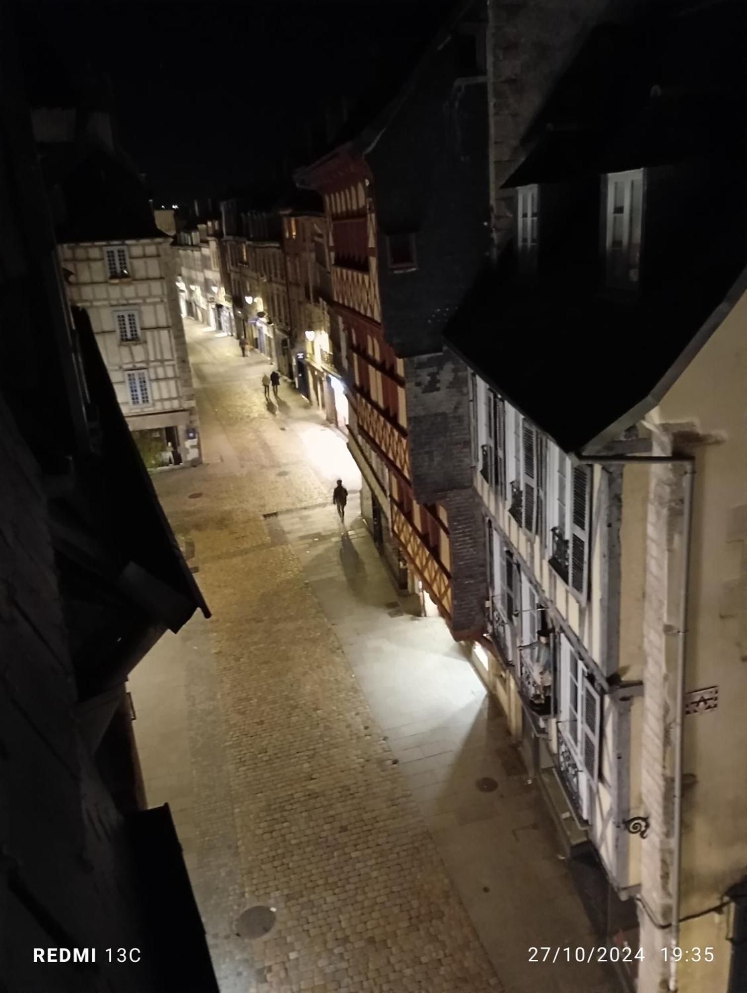 Escapade Romantique Sous Les Toits De Kereon - Centre Historique, Rue Pietonne Κεμπέρ Εξωτερικό φωτογραφία